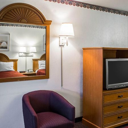 Rodeway Inn & Conference Center Sioux City Extérieur photo