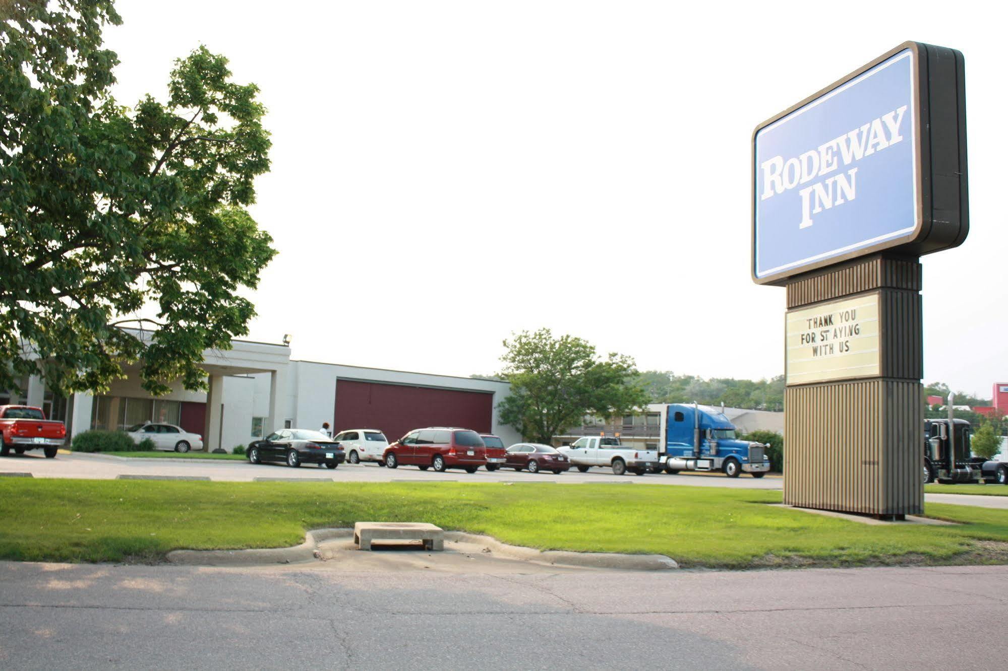 Rodeway Inn & Conference Center Sioux City Extérieur photo